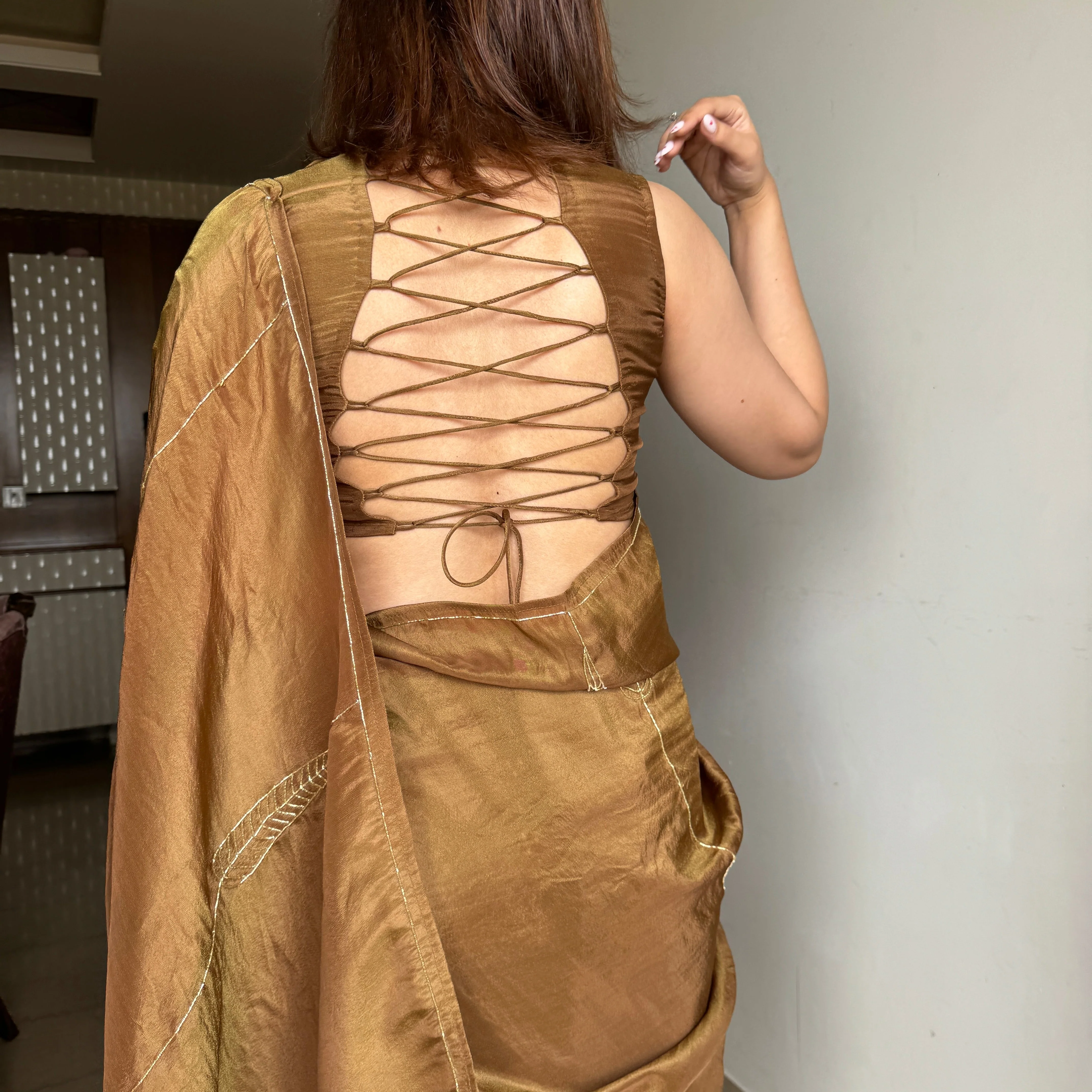 Paisley Embroidered Tissue Saree - Woolfily