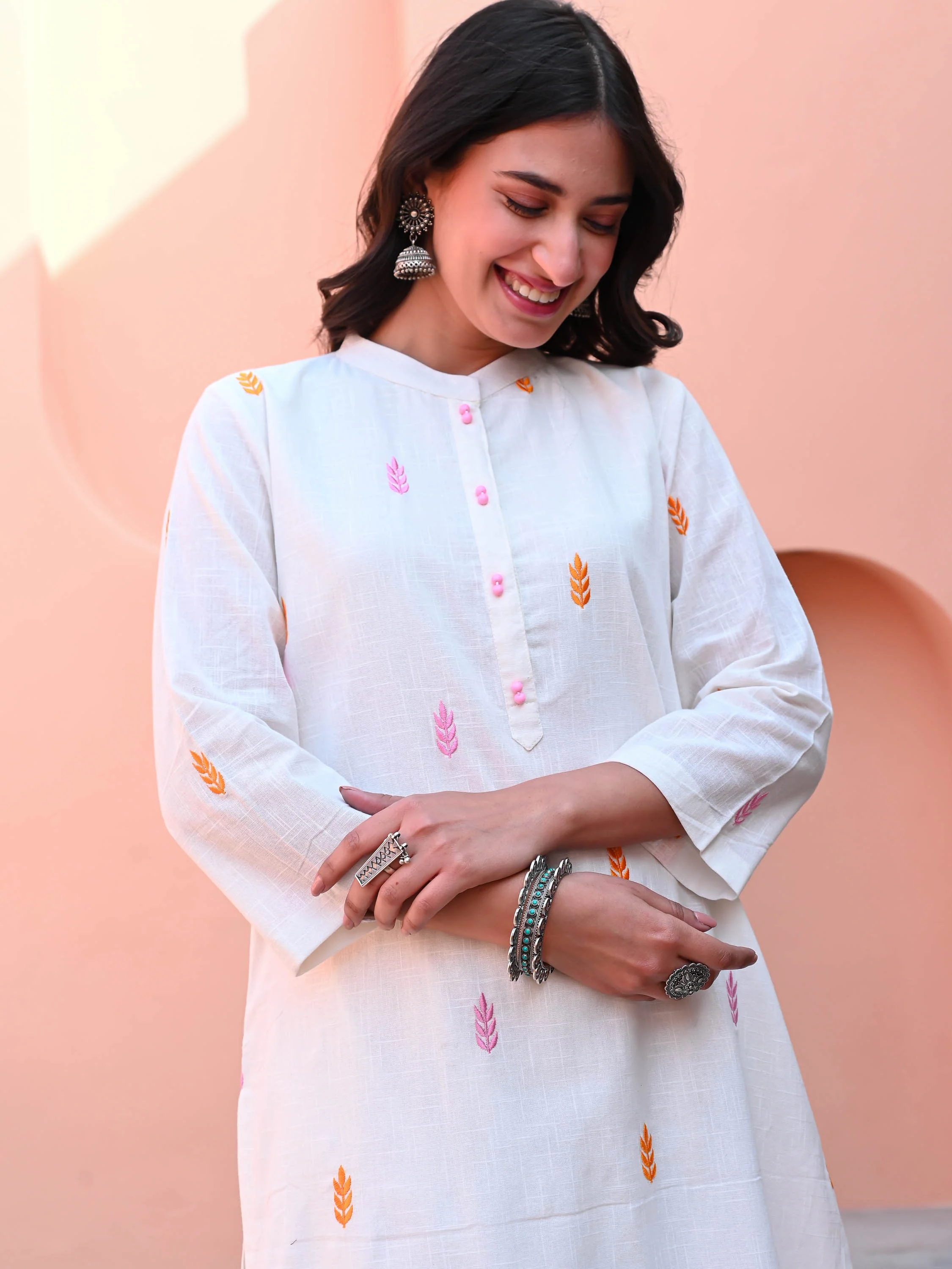 White Motif Embroidery Kurta Set - Woolfily